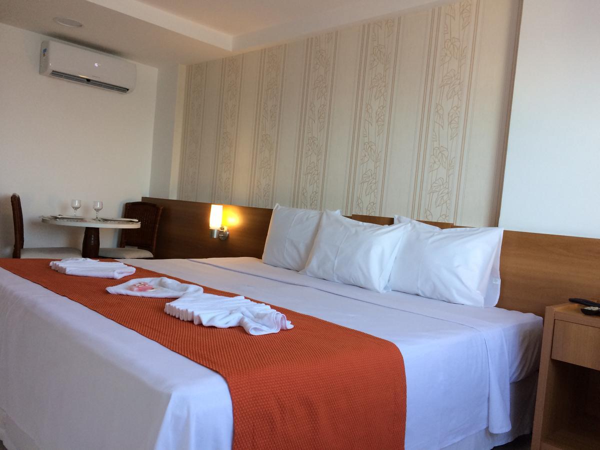 Milor Hotel Pium  外观 照片