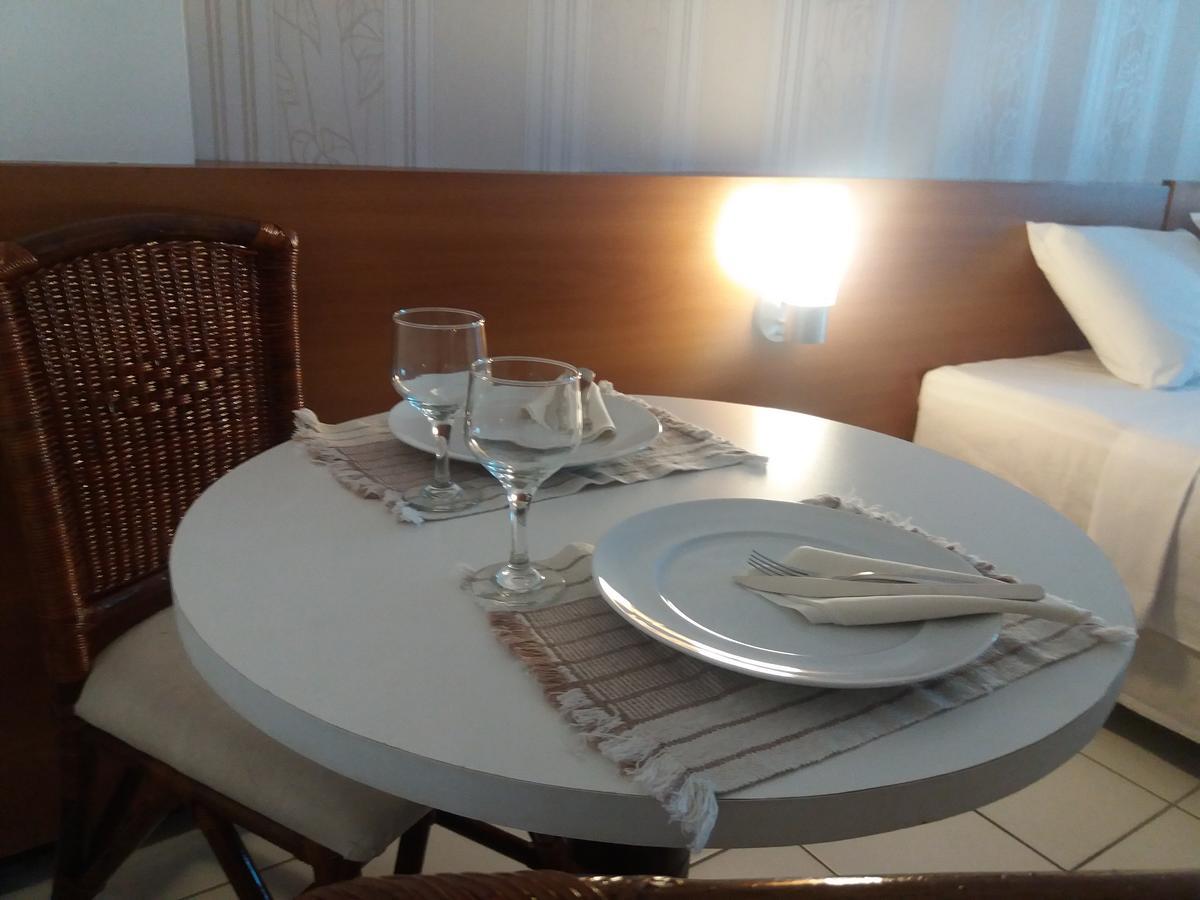 Milor Hotel Pium  外观 照片