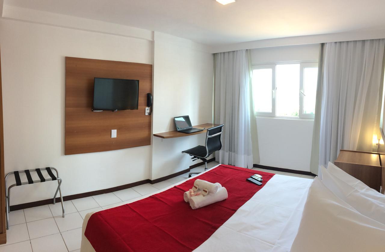 Milor Hotel Pium  外观 照片