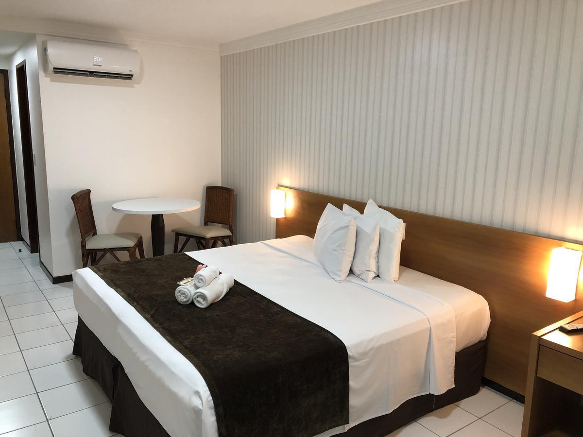 Milor Hotel Pium  外观 照片