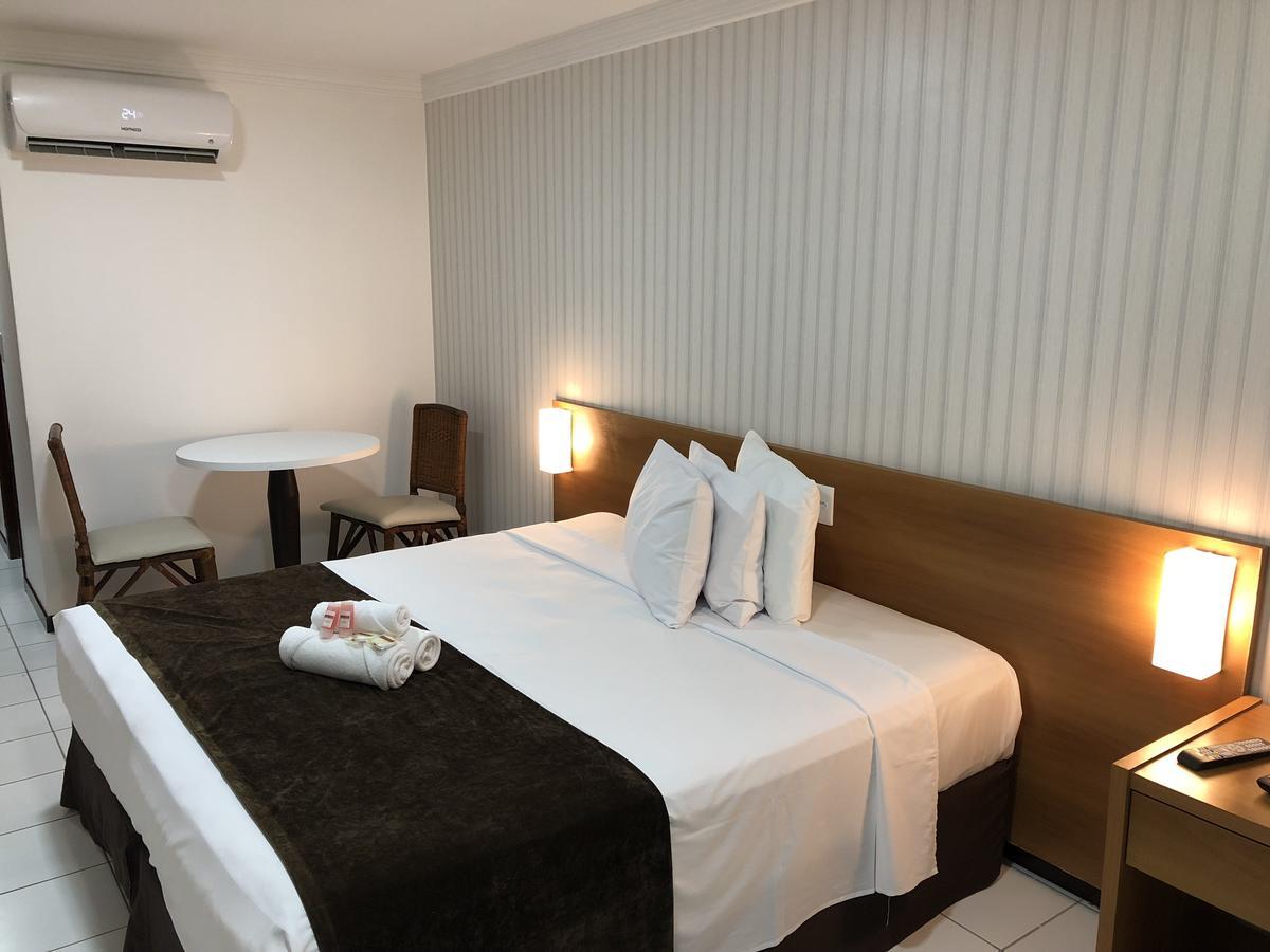 Milor Hotel Pium  外观 照片