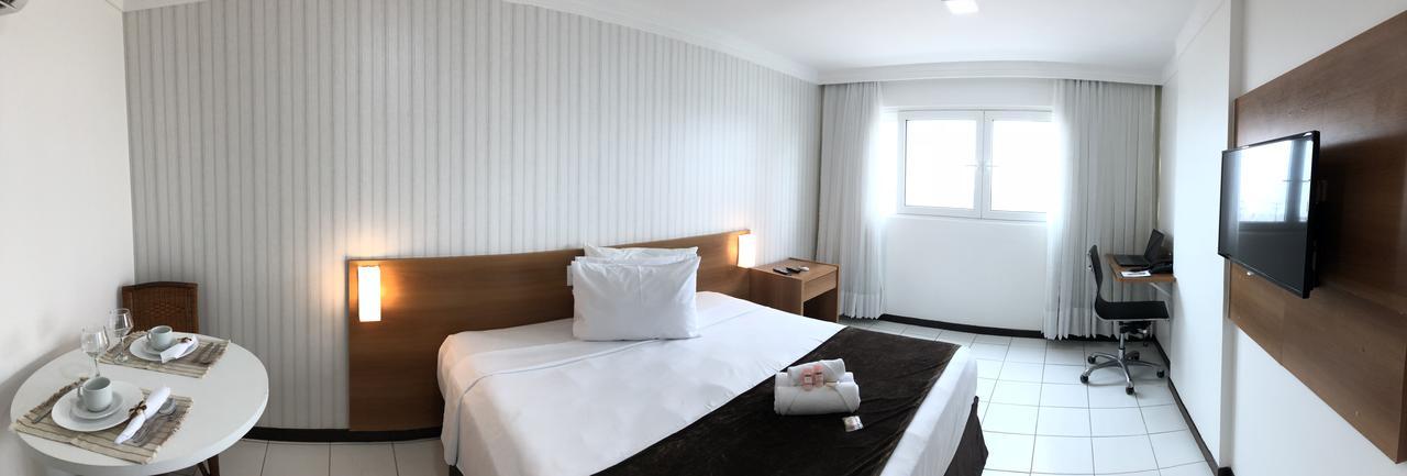 Milor Hotel Pium  外观 照片