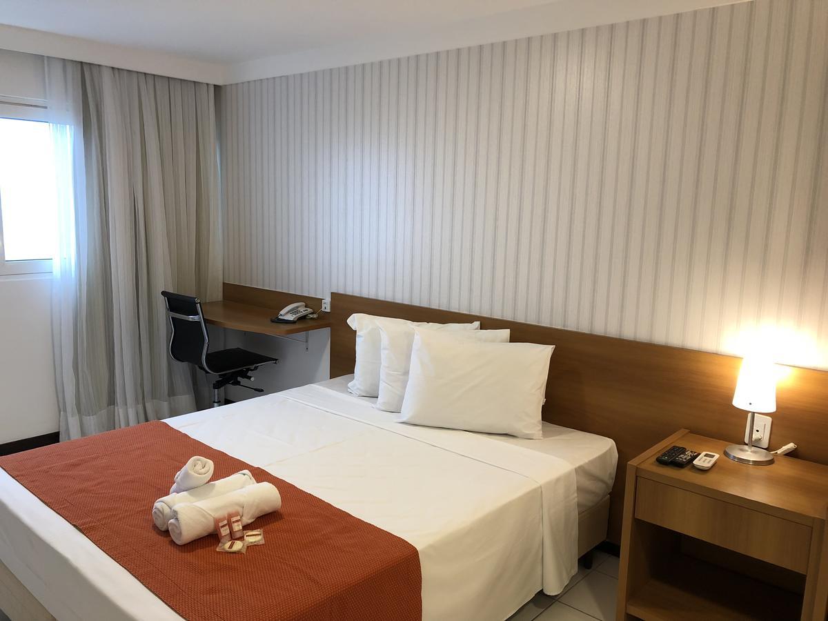 Milor Hotel Pium  外观 照片